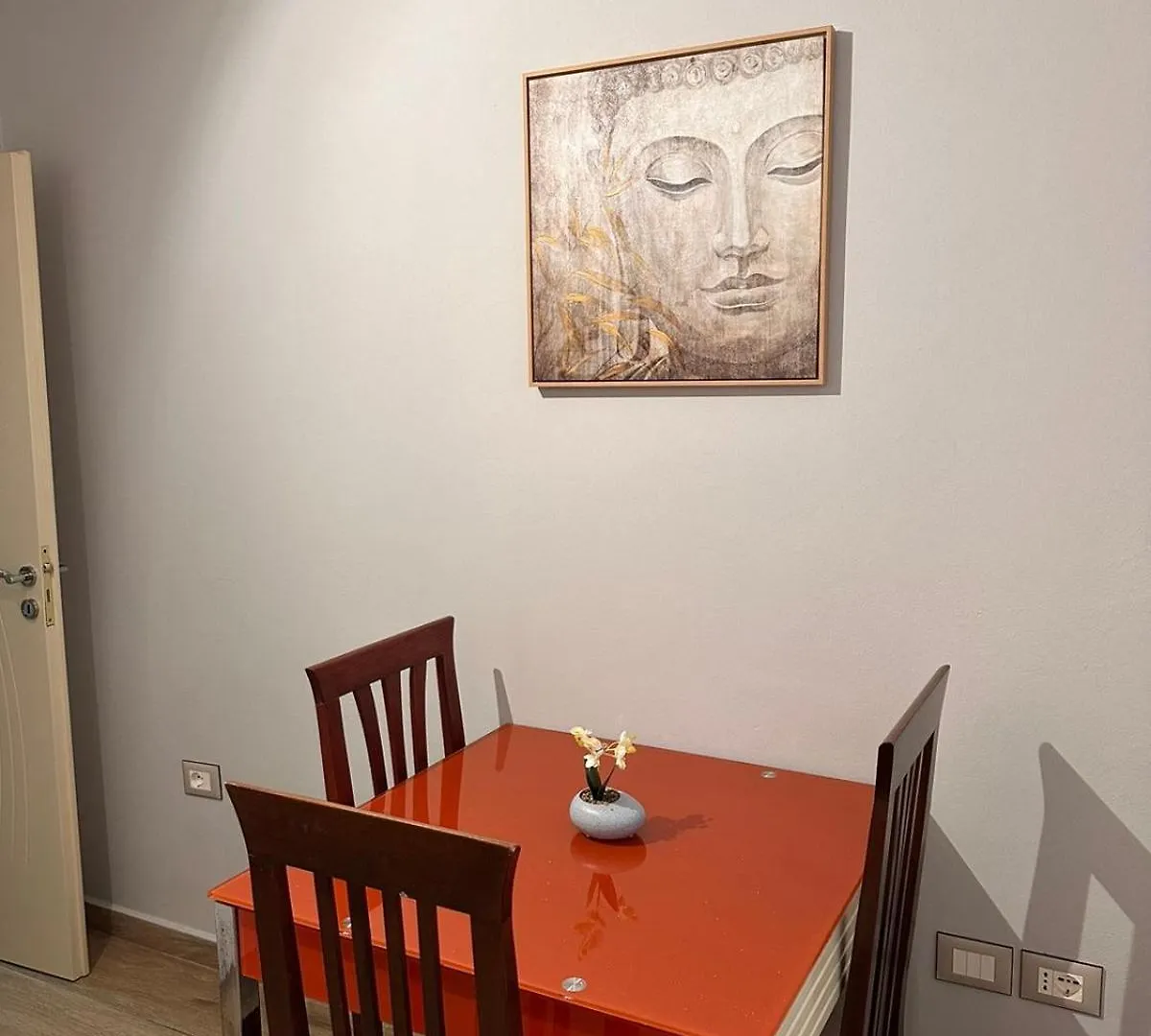Apartment Lovely One Bedroom Flat In Durres 1